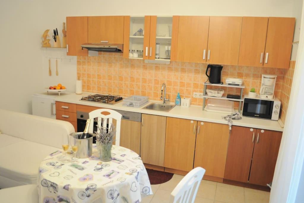 Willa Little House Kucica Banjol Zewnętrze zdjęcie